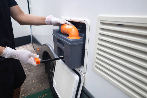 Best Best portable toilet rental  in Merton, WI